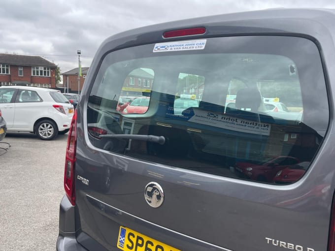 2025 Vauxhall Combo Life