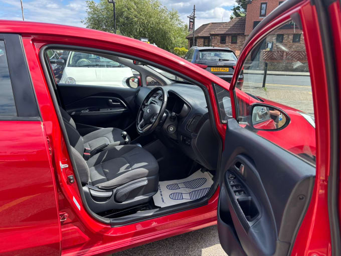 2025 Kia Rio