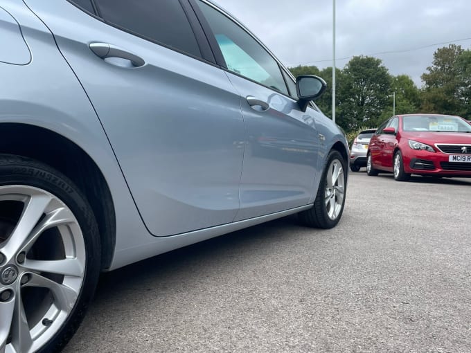 2025 Vauxhall Astra