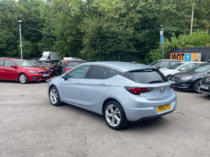 2025 Vauxhall Astra