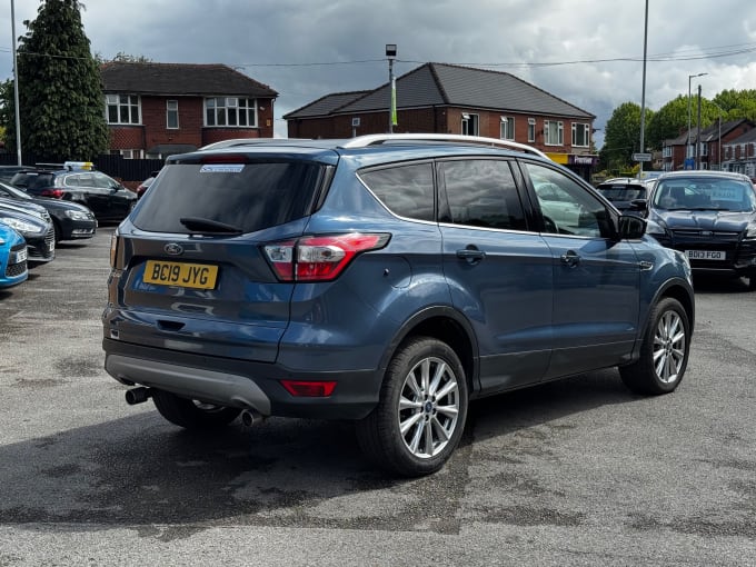 2025 Ford Kuga