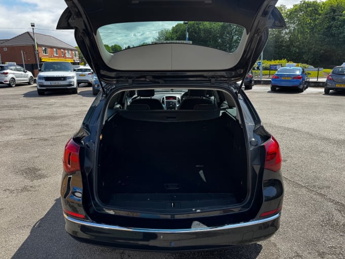 2025 Vauxhall Astra