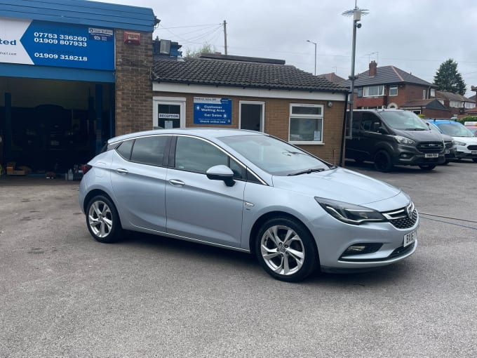 2025 Vauxhall Astra