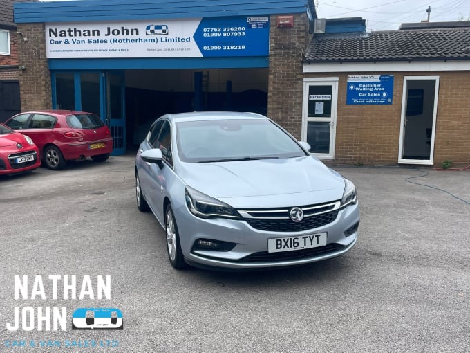 2025 Vauxhall Astra