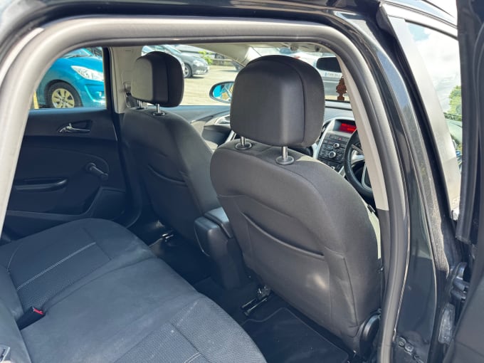 2025 Vauxhall Astra