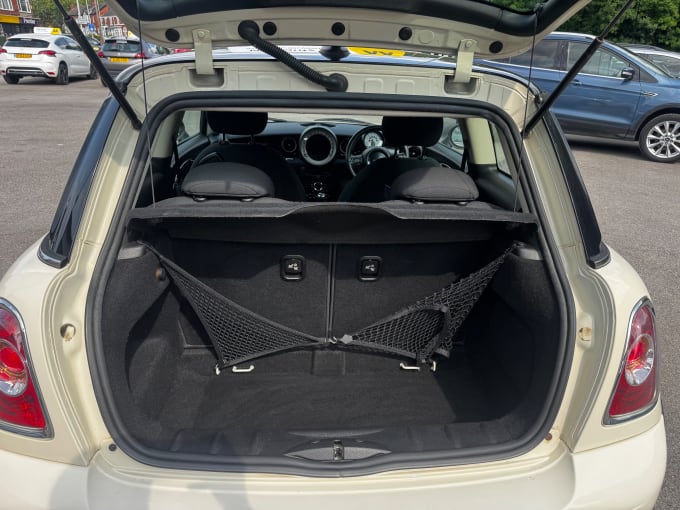 2025 Mini Hatch