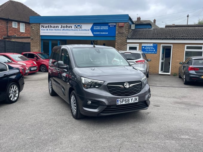 2025 Vauxhall Combo Life