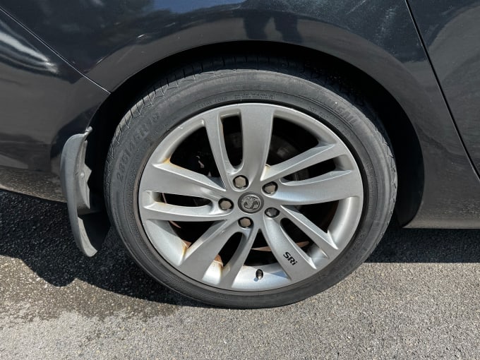 2025 Vauxhall Astra