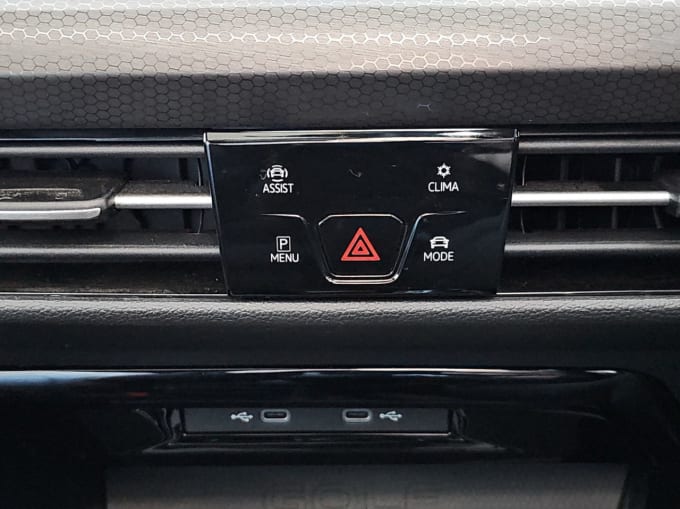 2025 Volkswagen Golf