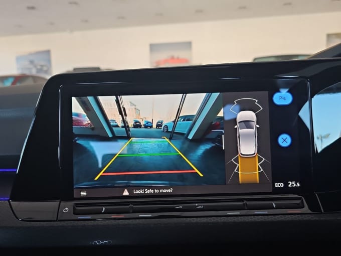 2025 Volkswagen Golf