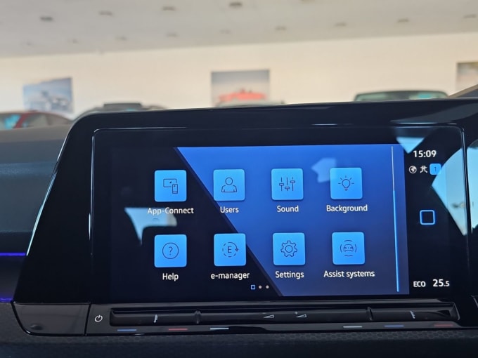 2025 Volkswagen Golf