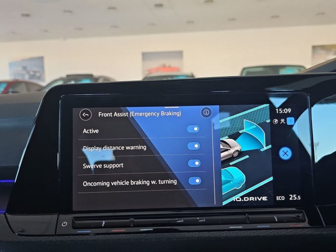 2025 Volkswagen Golf