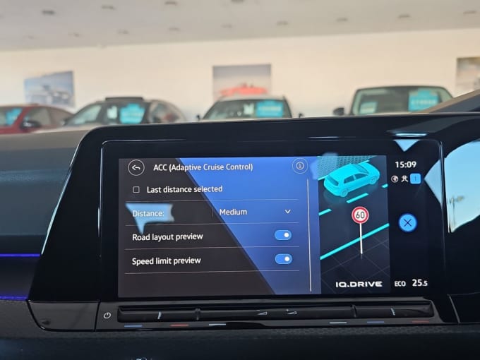 2025 Volkswagen Golf