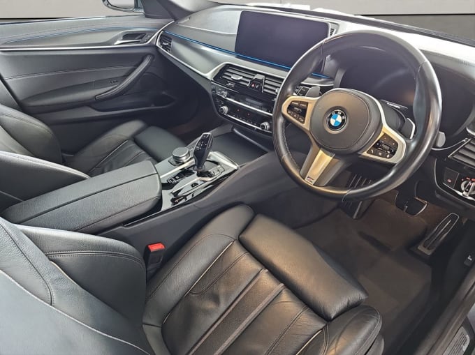 2025 BMW 5 Series