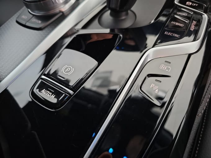 2025 BMW 5 Series