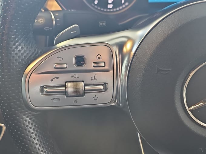 2025 Mercedes-benz C-class