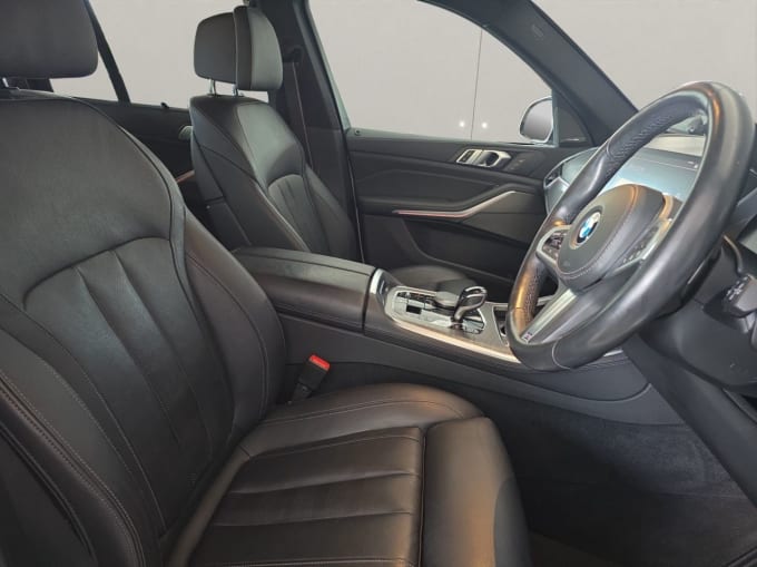 2025 BMW X5