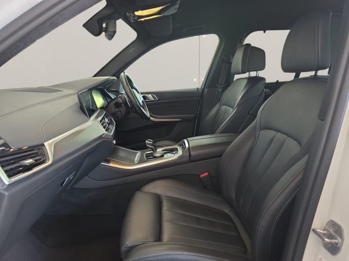 2025 BMW X5
