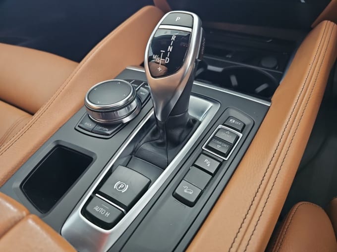 2025 BMW X6