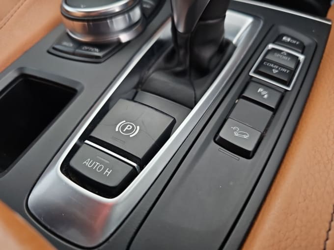 2025 BMW X6