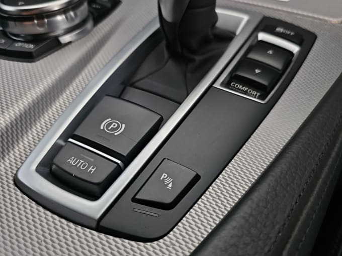 2025 BMW 5 Series