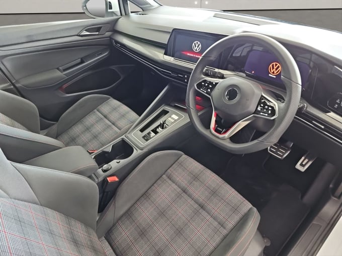 2025 Volkswagen Golf
