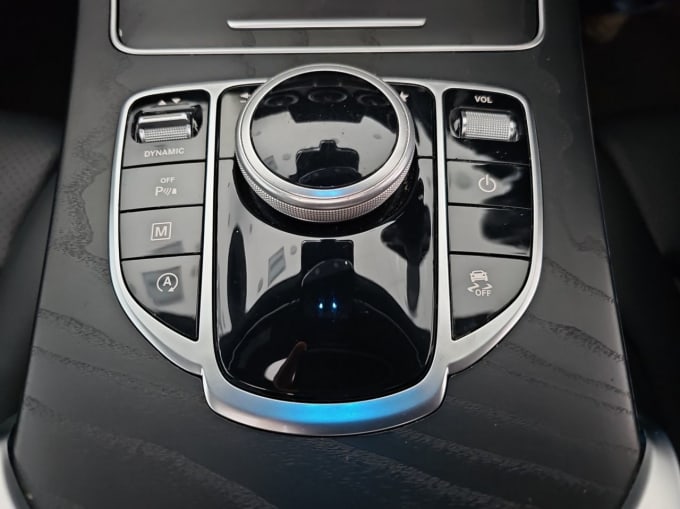 2025 Mercedes-benz Glc