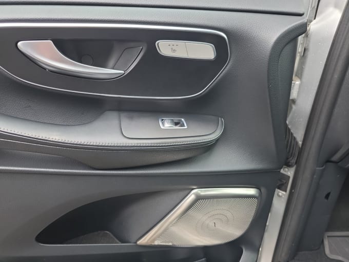 2025 Mercedes-benz V-class
