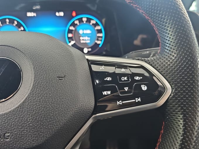 2025 Volkswagen Golf