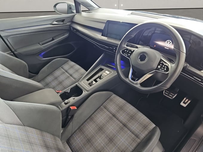 2025 Volkswagen Golf