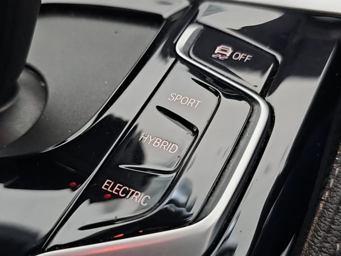 2025 BMW 5 Series