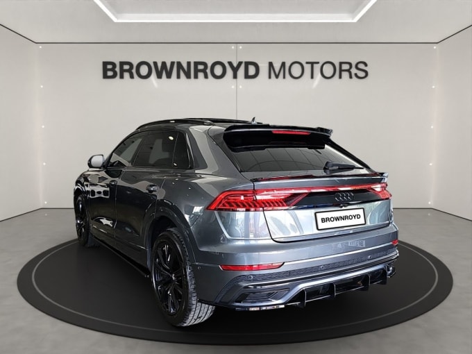2025 Audi Q8