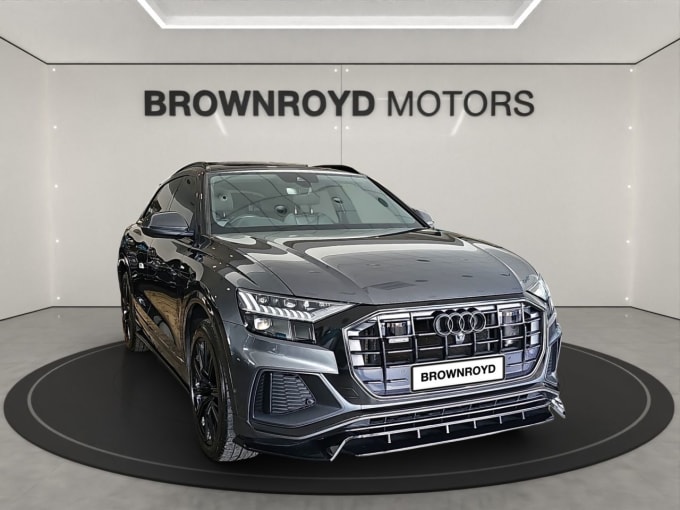 2025 Audi Q8