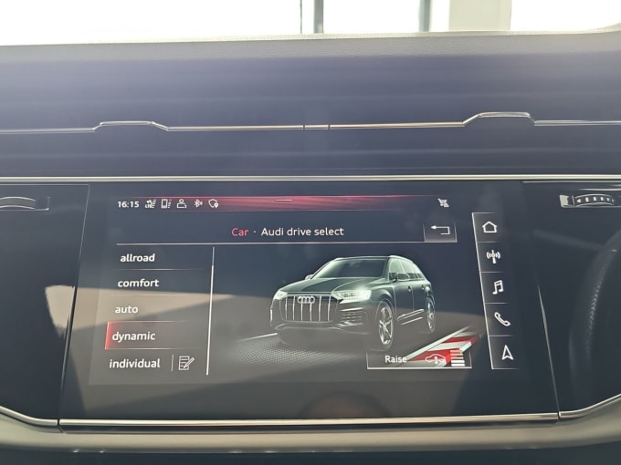 2025 Audi Q7
