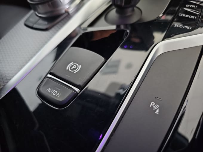 2025 BMW 5 Series