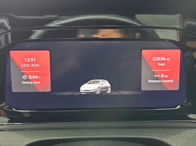 2025 Volkswagen Golf