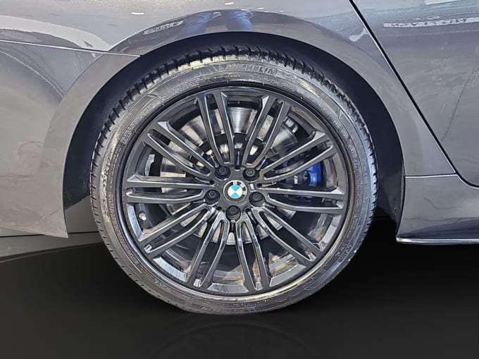 2025 BMW 5 Series