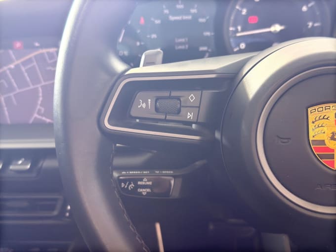 2025 Porsche 911
