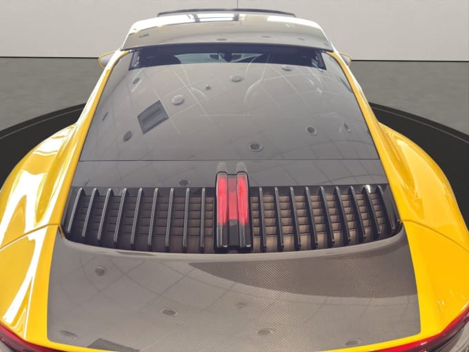 2025 Porsche 911