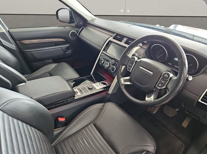 2025 Land Rover Discovery