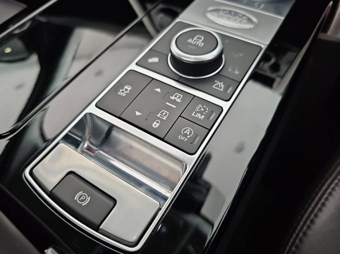 2025 Land Rover Discovery