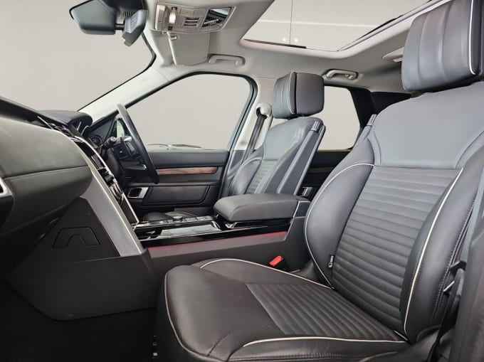 2025 Land Rover Discovery