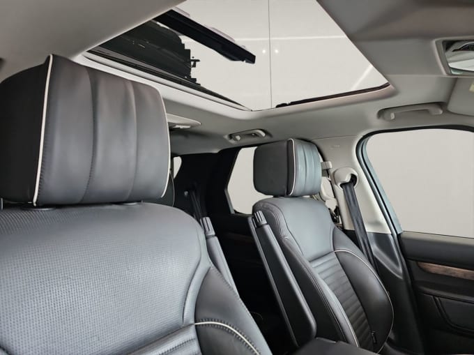 2025 Land Rover Discovery