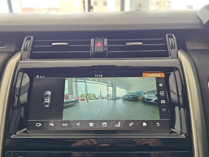 2025 Land Rover Discovery