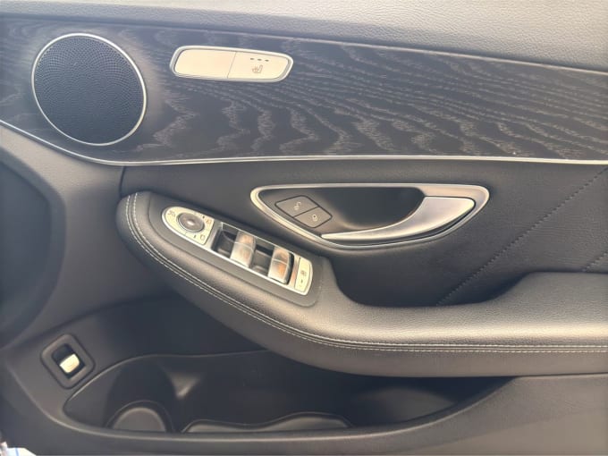 2025 Mercedes-benz C-class