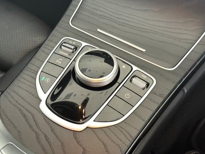 2025 Mercedes-benz C-class