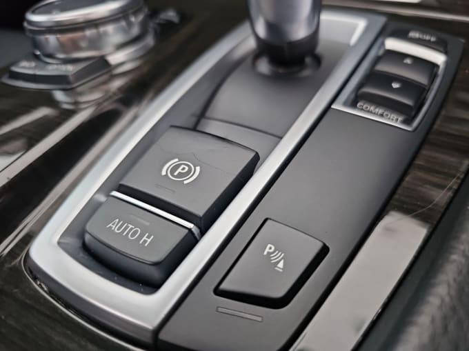 2025 BMW 5 Series
