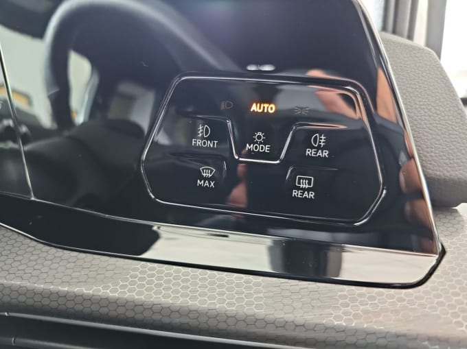 2025 Volkswagen Golf