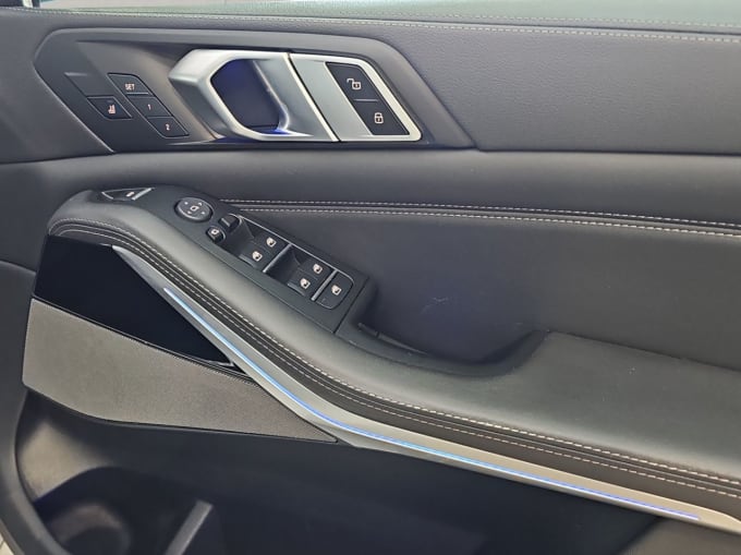 2025 BMW X5