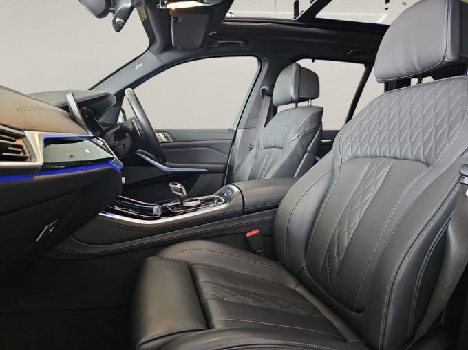 2025 BMW X5